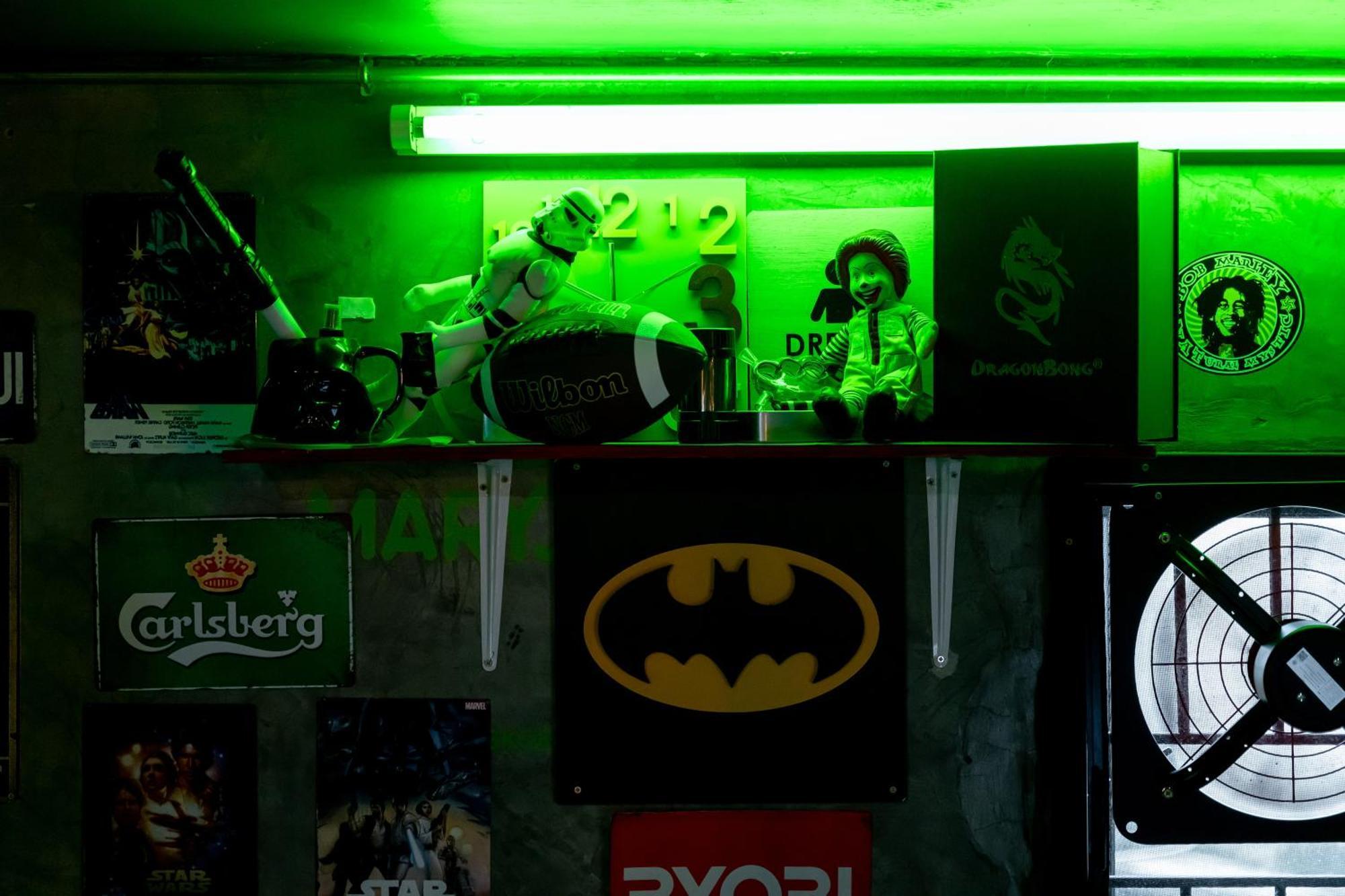 Vibes Hostel Bangkok Buitenkant foto