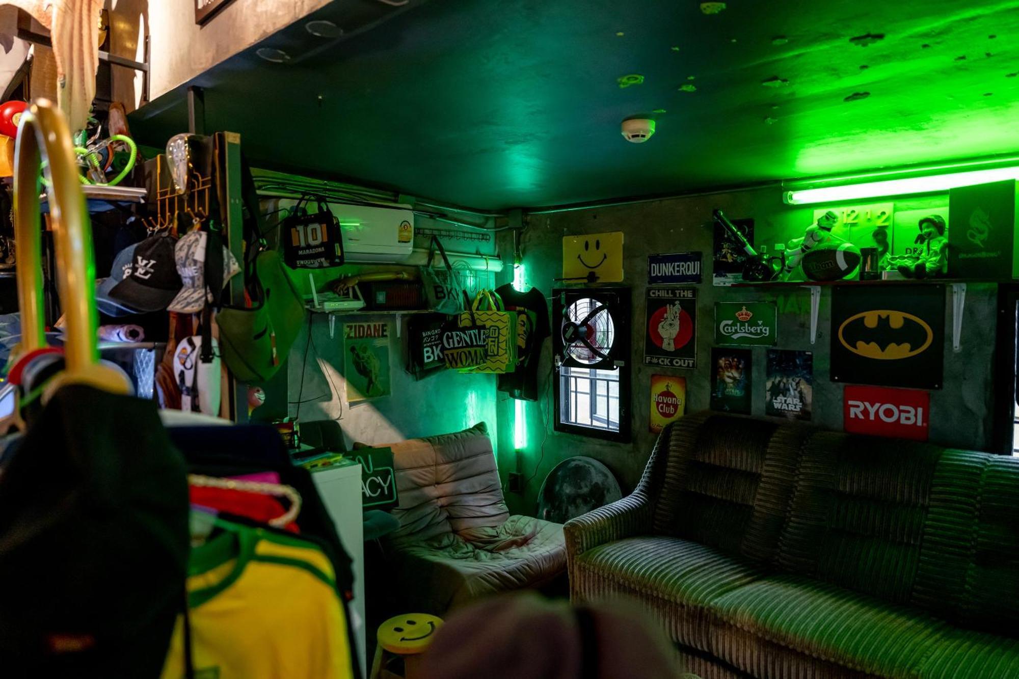 Vibes Hostel Bangkok Buitenkant foto
